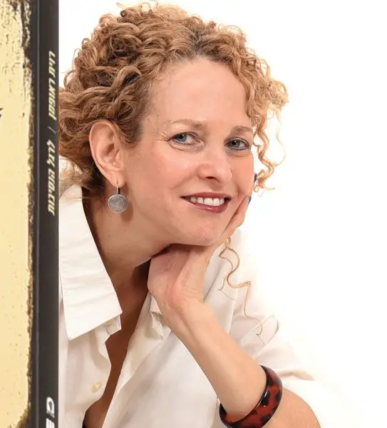 623e41e1f88efb373fa26318_תמונה_ראשית_רוית_ראופמן